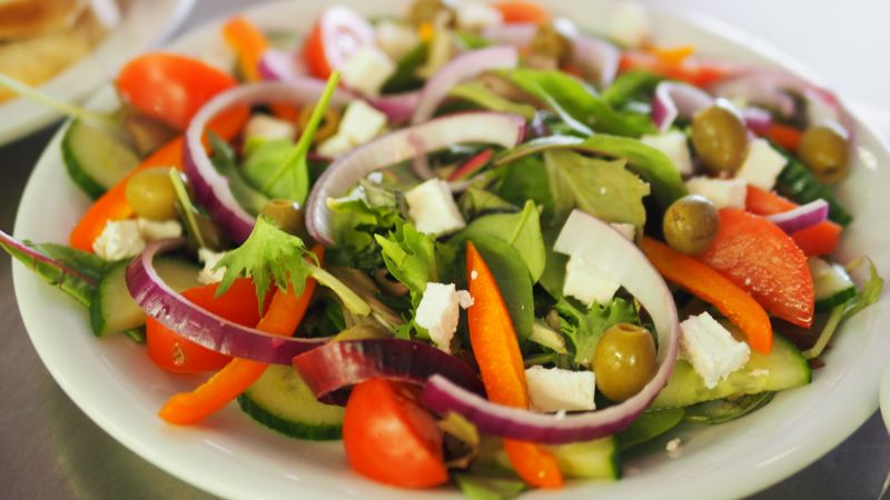 Spicy Thai chopt salad with peanut dressing